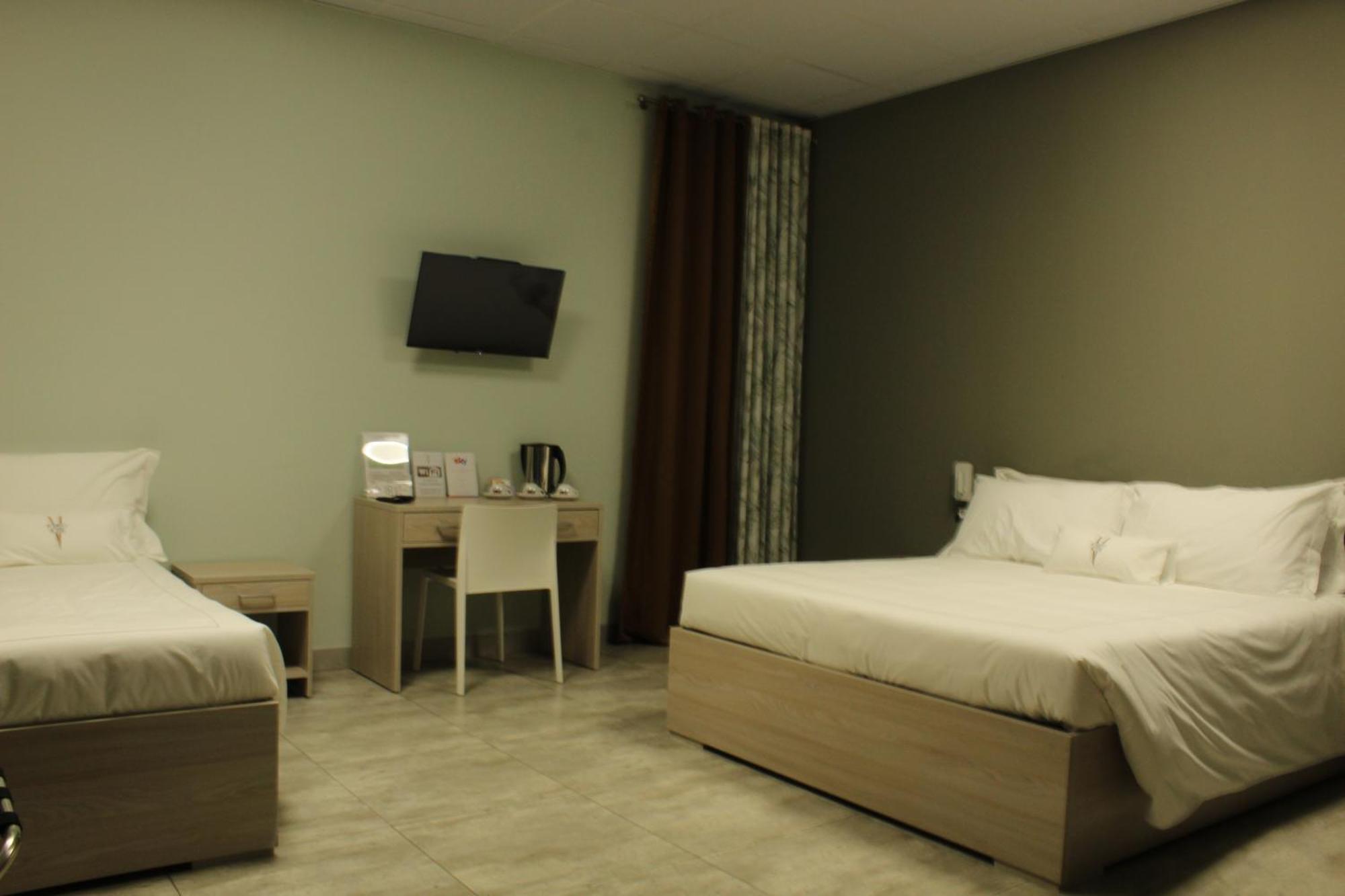 Volpedo Hostel Екстер'єр фото
